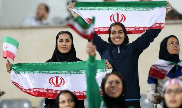 نقش و جایگاه ویژه زنان بعد از انقلاب نقش و جایگاه ویژه زنان بعد از انقلاب
