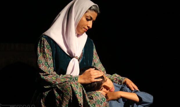 آسیبهای کمرنگ شدن نقش مادری آسیبهای کمرنگ شدن نقش مادری
