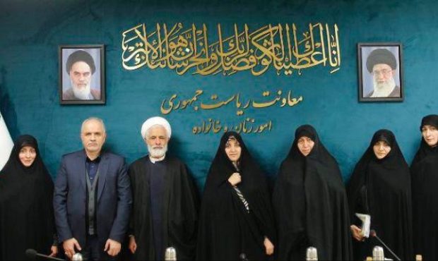 برگزاری نشست مشترک دولت و مجلس برای بررسی مسائل زنان و خانواده نشست برگزاری نشست مشترک دولت و مجلس برای بررسی مسائل زنان و خانواده نشست