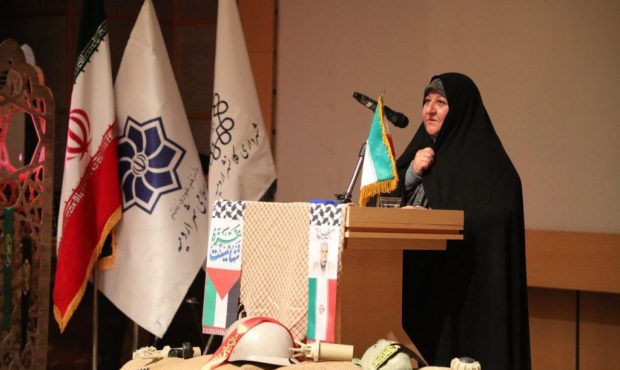 اولین یادواره شهدای کارمند شهرداریهای آذربایجانغربی با حضور همسر شهید مهدی باکری اولین یادواره شهدای کارمند شهرداریهای آذربایجانغربی با حضور همسر شهید مهدی باکری